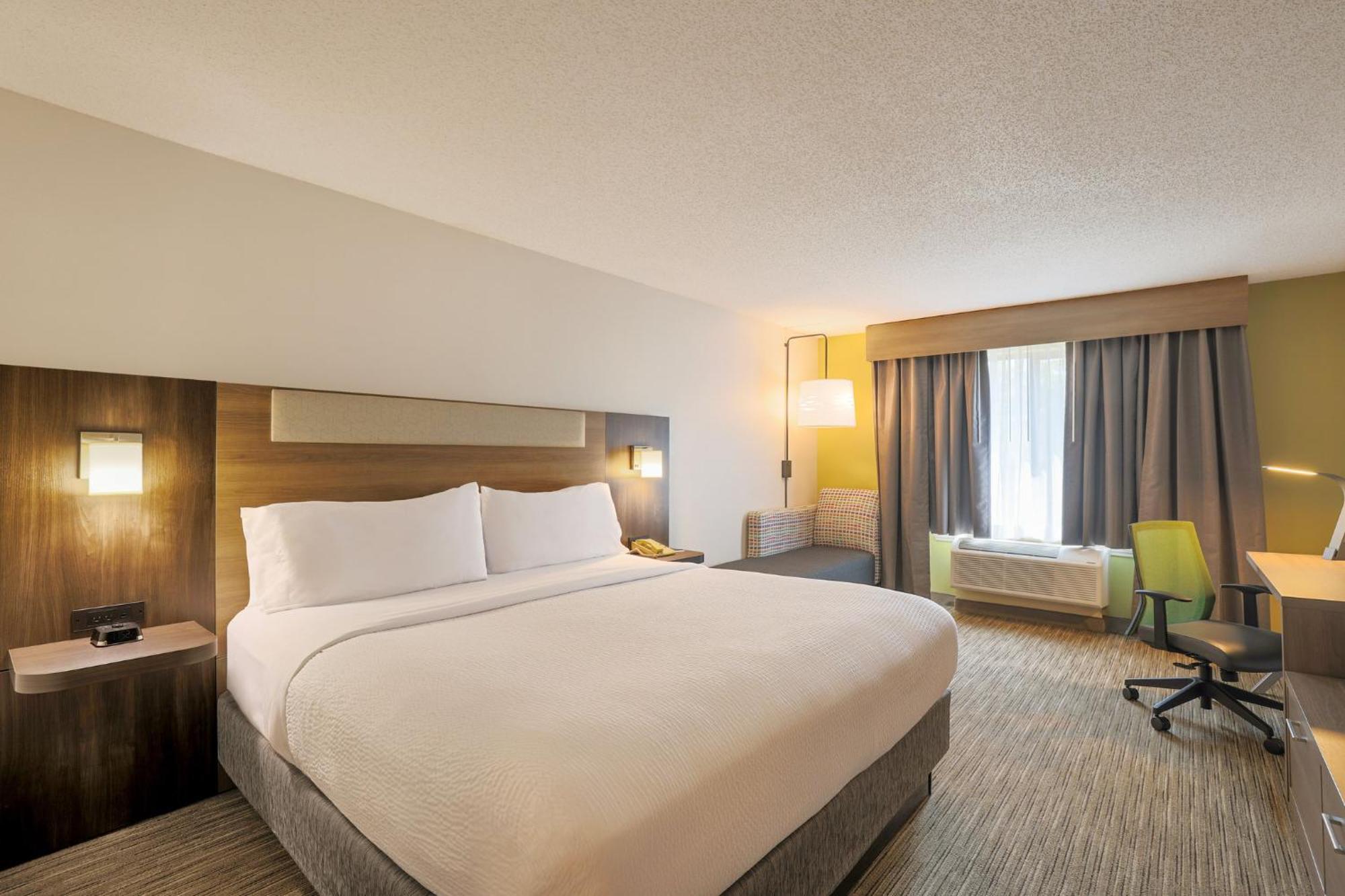 Holiday Inn Express Hotel & Suites Raleigh North - Wake Forest By Ihg Exterior foto