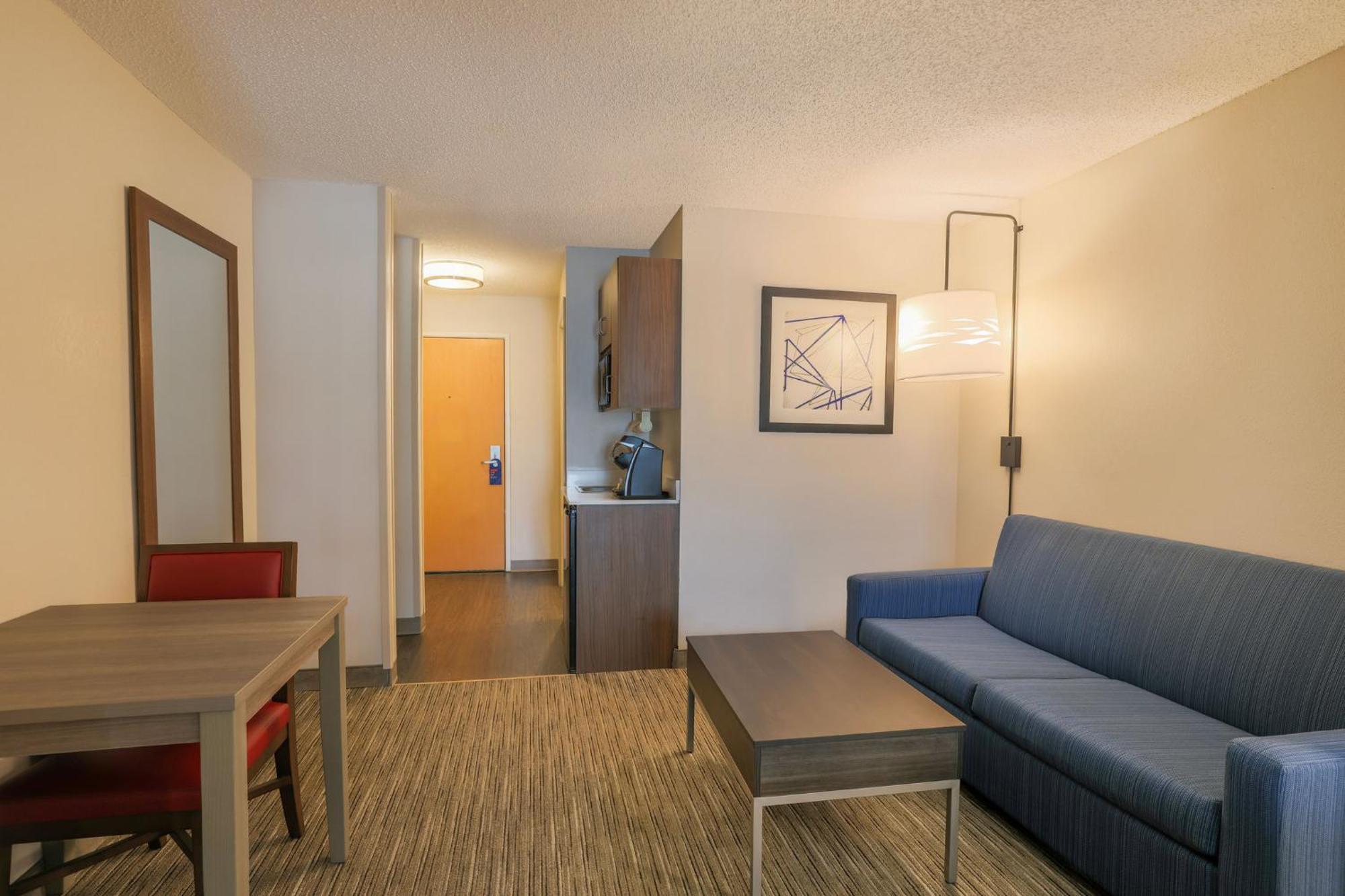Holiday Inn Express Hotel & Suites Raleigh North - Wake Forest By Ihg Exterior foto